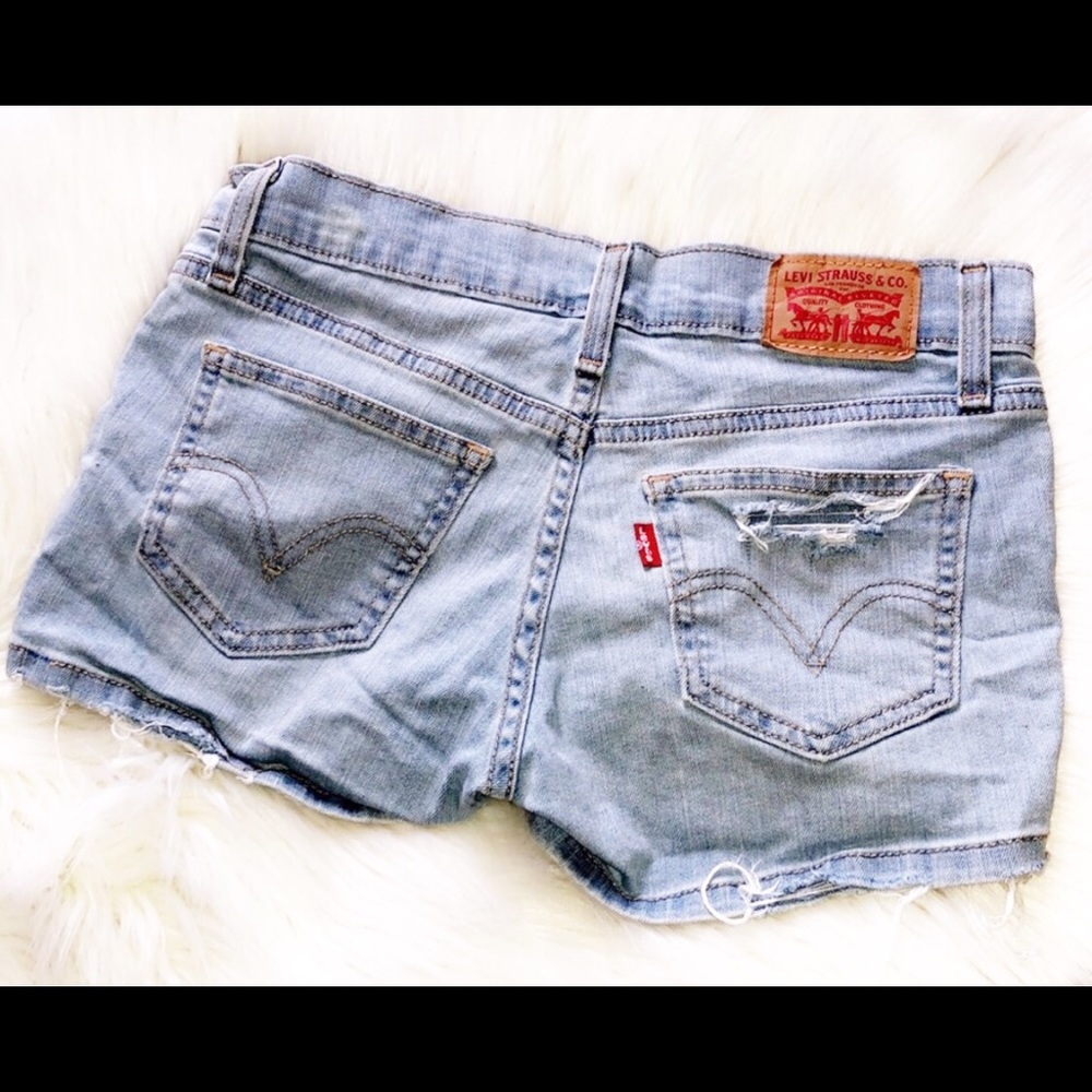 LEVI STRAUSS Distressed Jean Shorts
